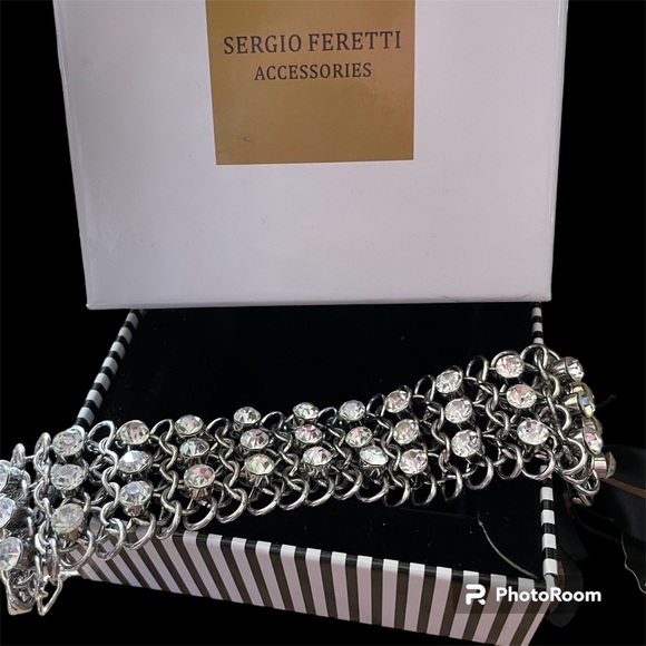 Jewelry by Sergio Feretti - Picture 2 of 4